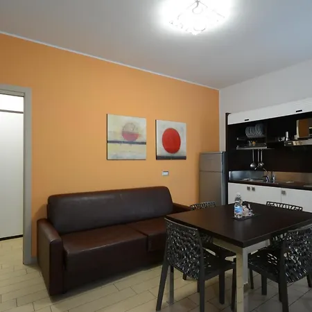 Kiara מלון דירות