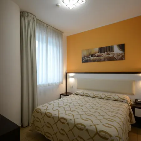 מלון דירות Kiara