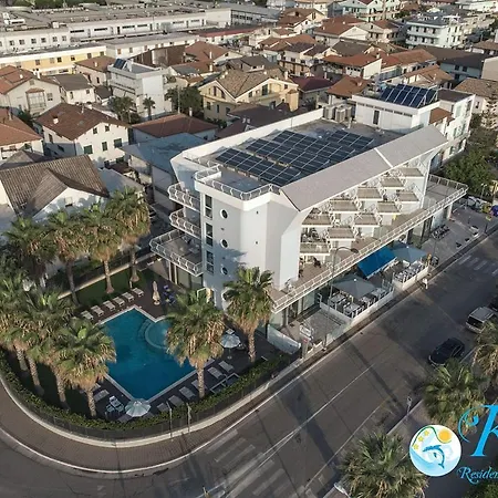 Kiara Aparthotel