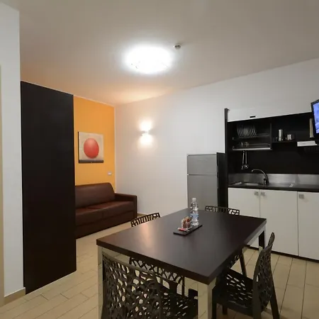 Kiara 4*