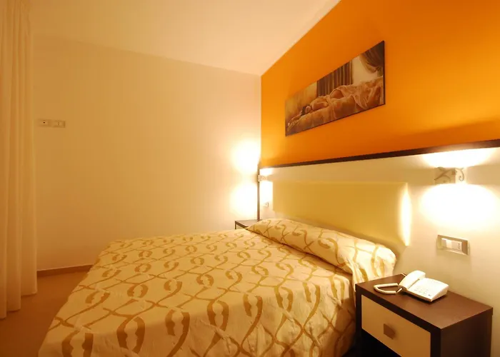 Apartahotel Kiara 4*