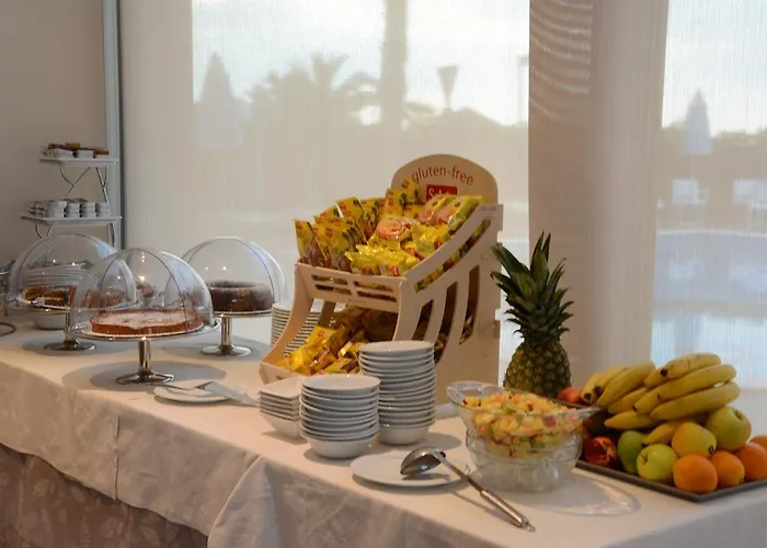 Kiara Apartahotel 4*