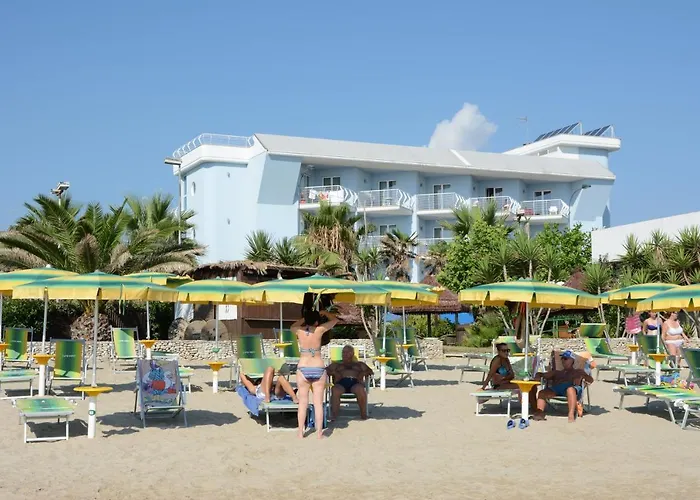 Kiara Apartahotel 4*