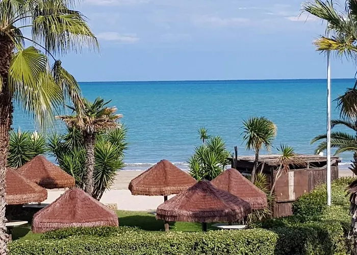 Apartahotel Kiara 4*